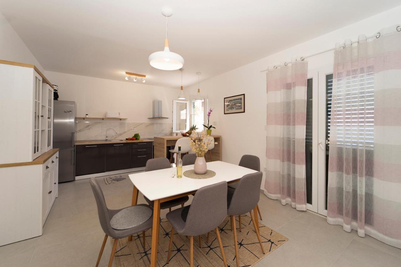 Apartments Bisko Prizba Εξωτερικό φωτογραφία